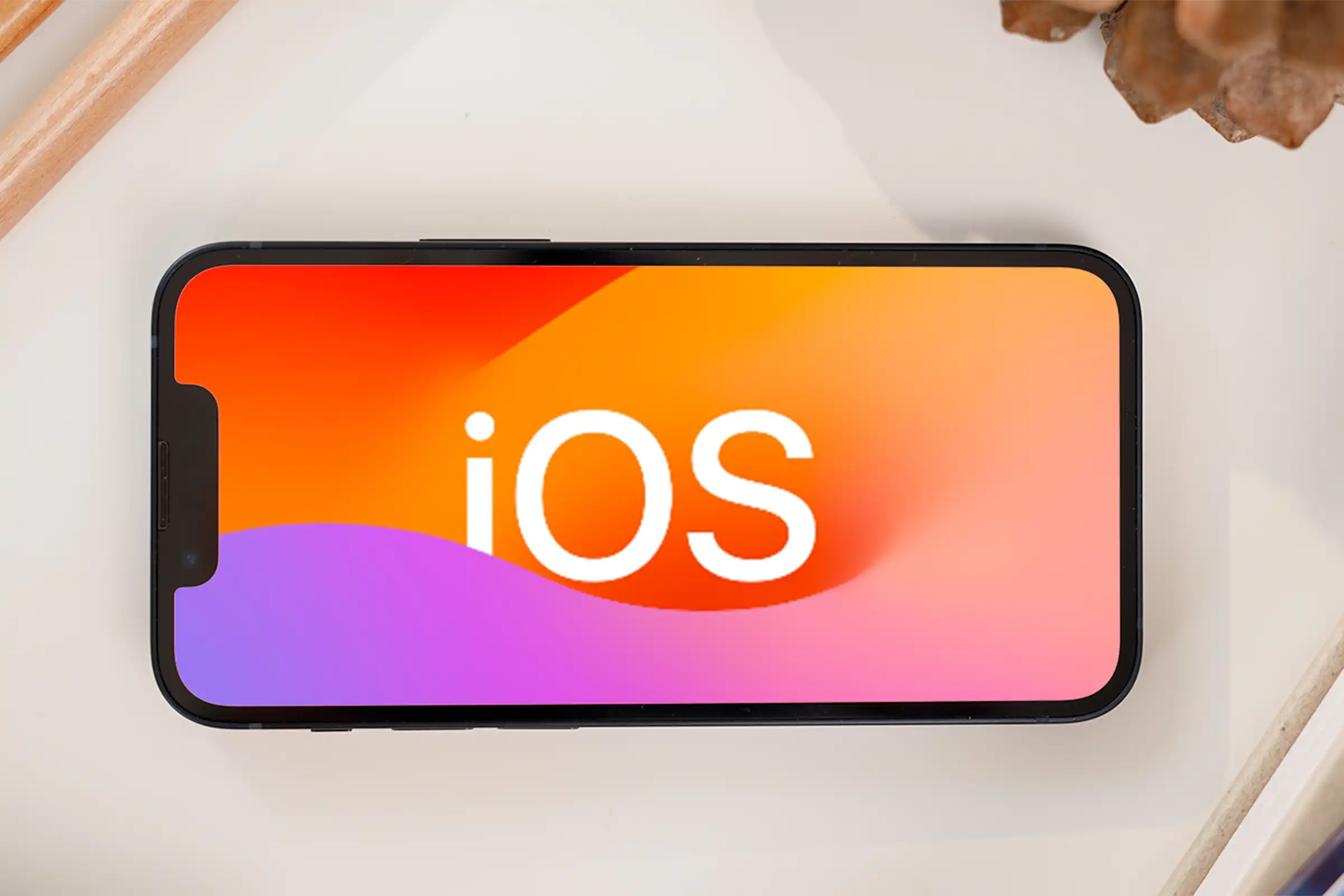 ios-17-logo-on-an-iPhone-4 ios