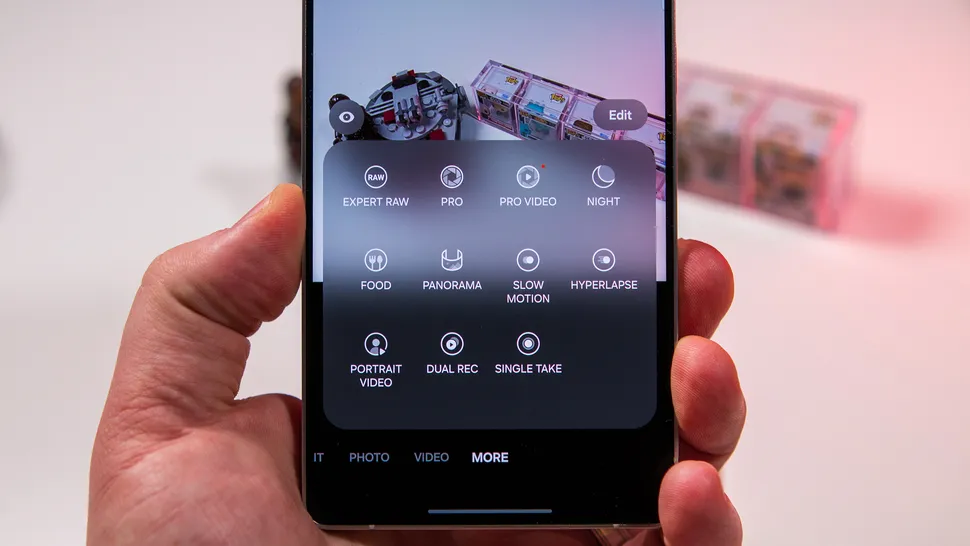 Samsungs rumored vivid style for photos might force users to compromise2 اطلاعات تازهای درباره فیلتر عکس Vivid برای گوشیهای گلکسی سامسونگ فاش شد