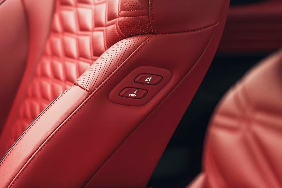 6 تصاویر دیدنی از کابین لوکس و مدرن جنسیس G80 2025 - نیعان مگ