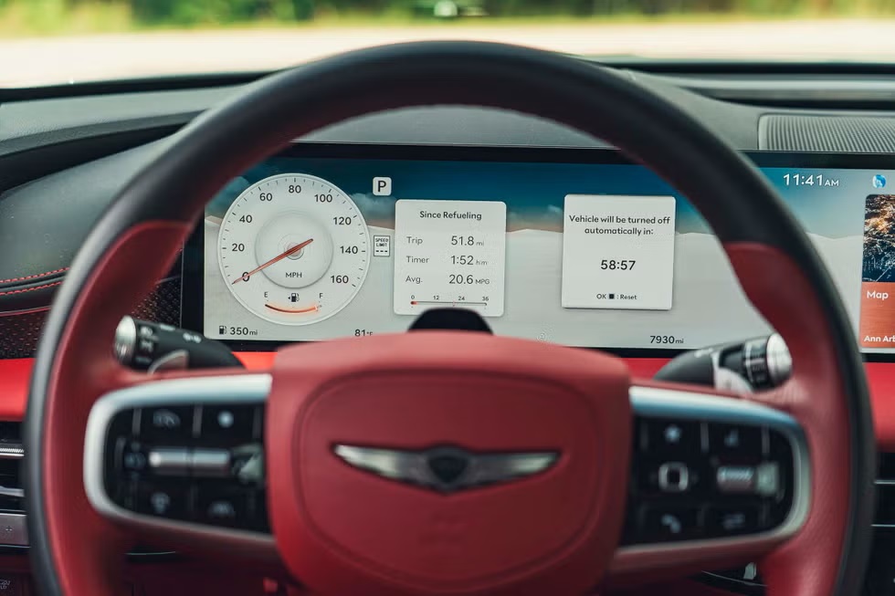 9 تصاویر دیدنی از کابین لوکس و مدرن جنسیس G80 2025 - نیعان مگ