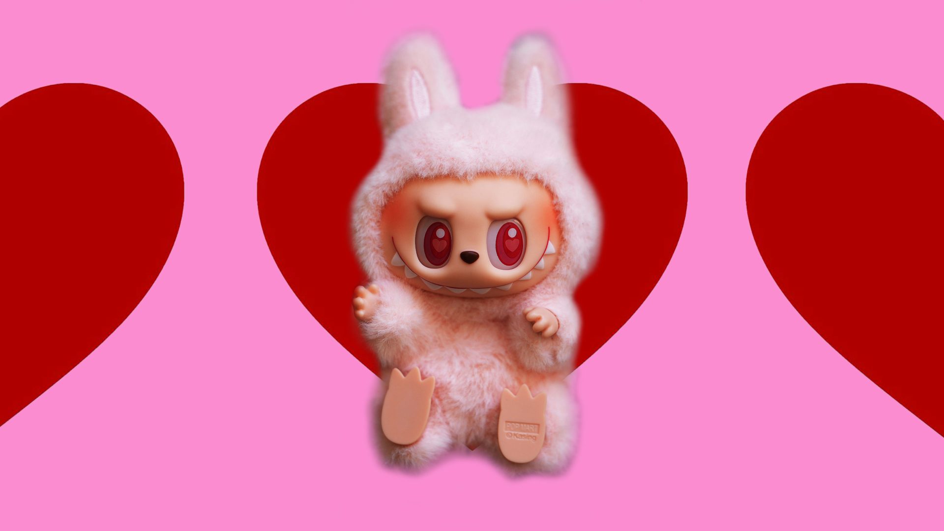 عروسک لبوبو