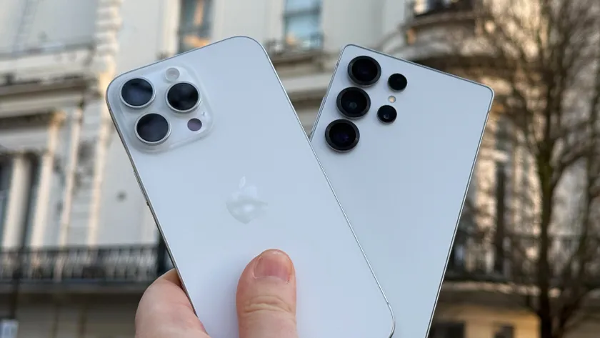 آیفون ۱۷ پرو مکس در مقابل سامسونگ گلکسی اس ۲۵ اولترا کدام یک بهتر است؟ - نیعان مگ