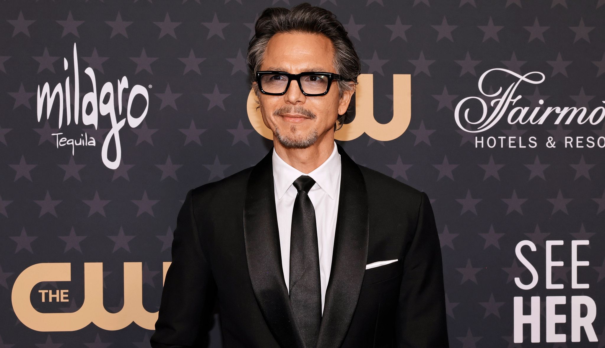 GettyImages-1456657001 فهرست جذابترین بازیگران بالای ۵۰ سال از دیدگاه AARP - نیعان مگ