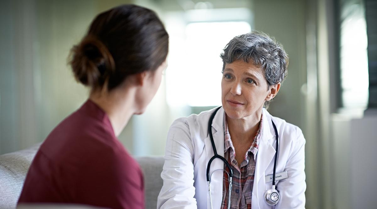 Women Live Longer Than Men Scientists Might Finally Know Why-1 زنان بیشتر از مردان عمر میکنند؛ دانشمندان شاید دلیلش را یافته باشند - نیعان مگ