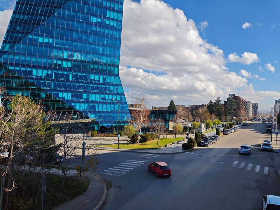 8gsmarena_084 بررسی گوشی پوکو F8 پرو - نیعان مگ