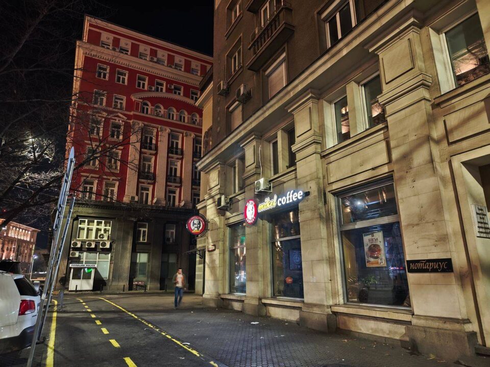 92gsmarena_098 بررسی گوشی پوکو F8 پرو - نیعان مگ