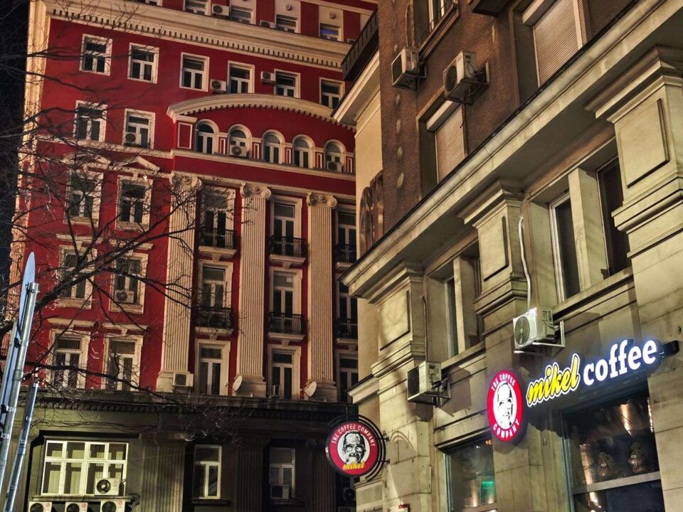 99gsmarena_043 بررسی گوشی پوکو F8 پرو - نیعان مگ