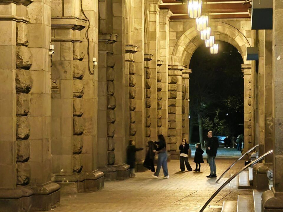 113gsmarena_065 بررسی گوشی پوکو F8 پرو - نیعان مگ