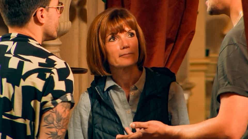 1000014180 چگونه یک دروغگو را تشخیص دهیم؟ ۱۰ نشانه مهم - نیعان مگ