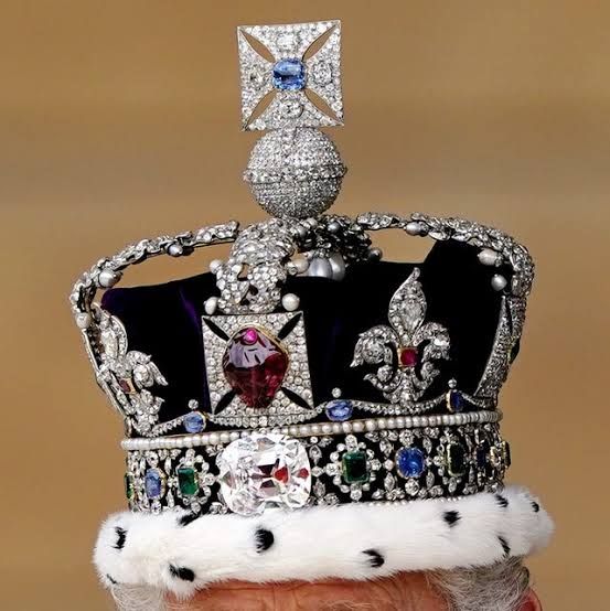 3Top 10 Most Expensive Royal Crown In The World 2025 ۱۰ تاج و جواهر سلطنتی گران قیمت جهان - نیعان مگ