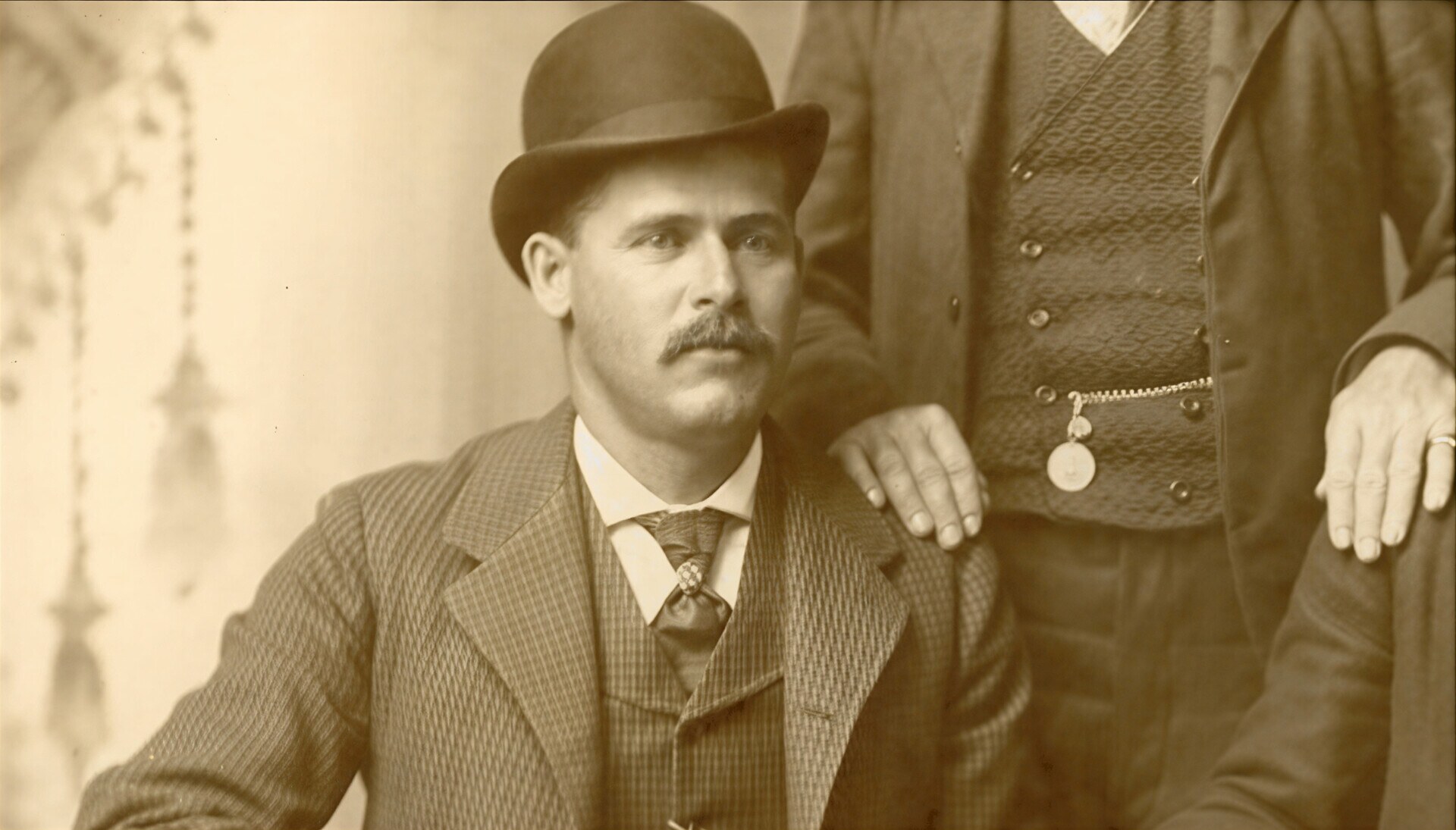 10-famous-outlaws-of-the-wild-west4 تبهکاران غرب وحشی