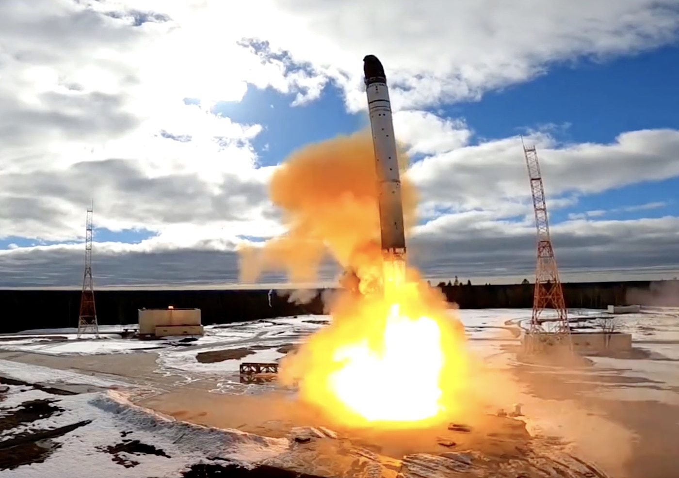 the-missile-meant-to-strike-fear-in-russias-enemies-fails1 موشک روسیه