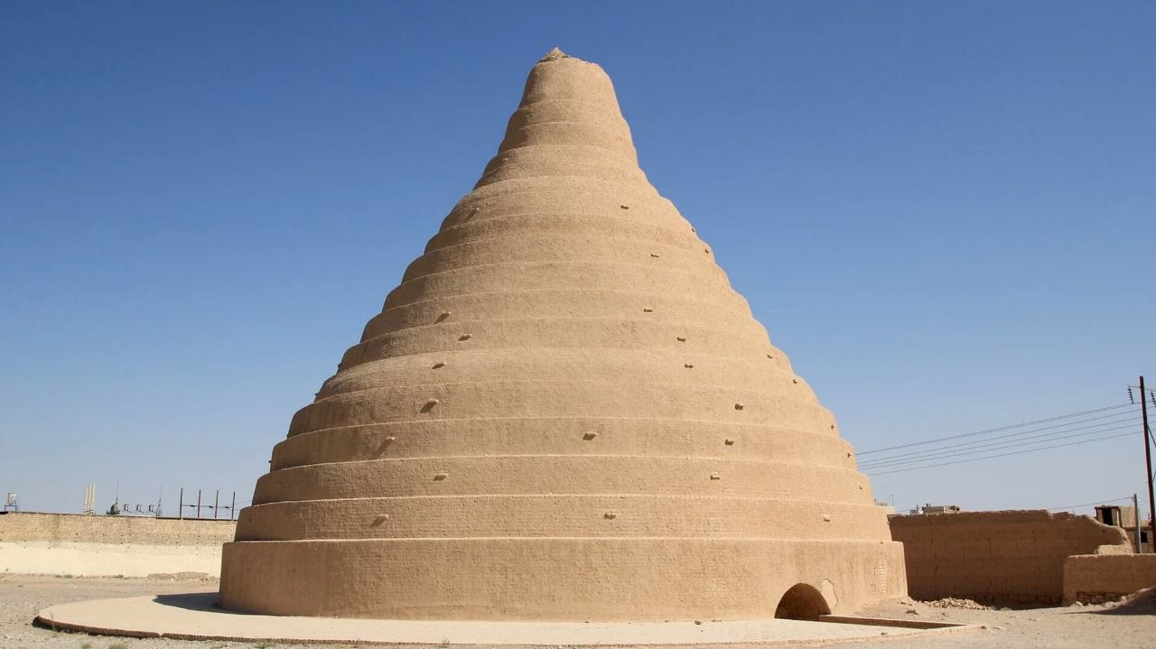 3 ۱۰ حقیقت باورنکردنی و جذاب از ایران باستان - نیعان مگ